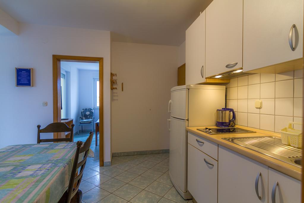 Apartments Ok Lopar Esterno foto